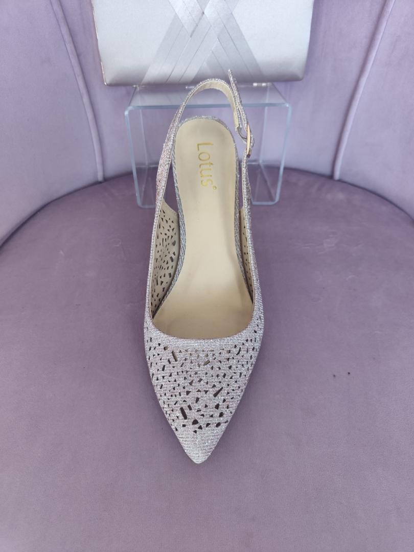 Lyla glitter store pointy toe pump